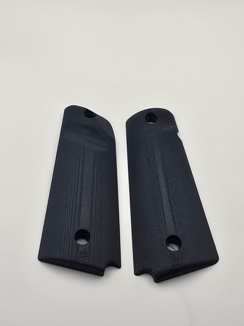 3D printed 1911 grips in PLA carbon fiber midnight blue - side view