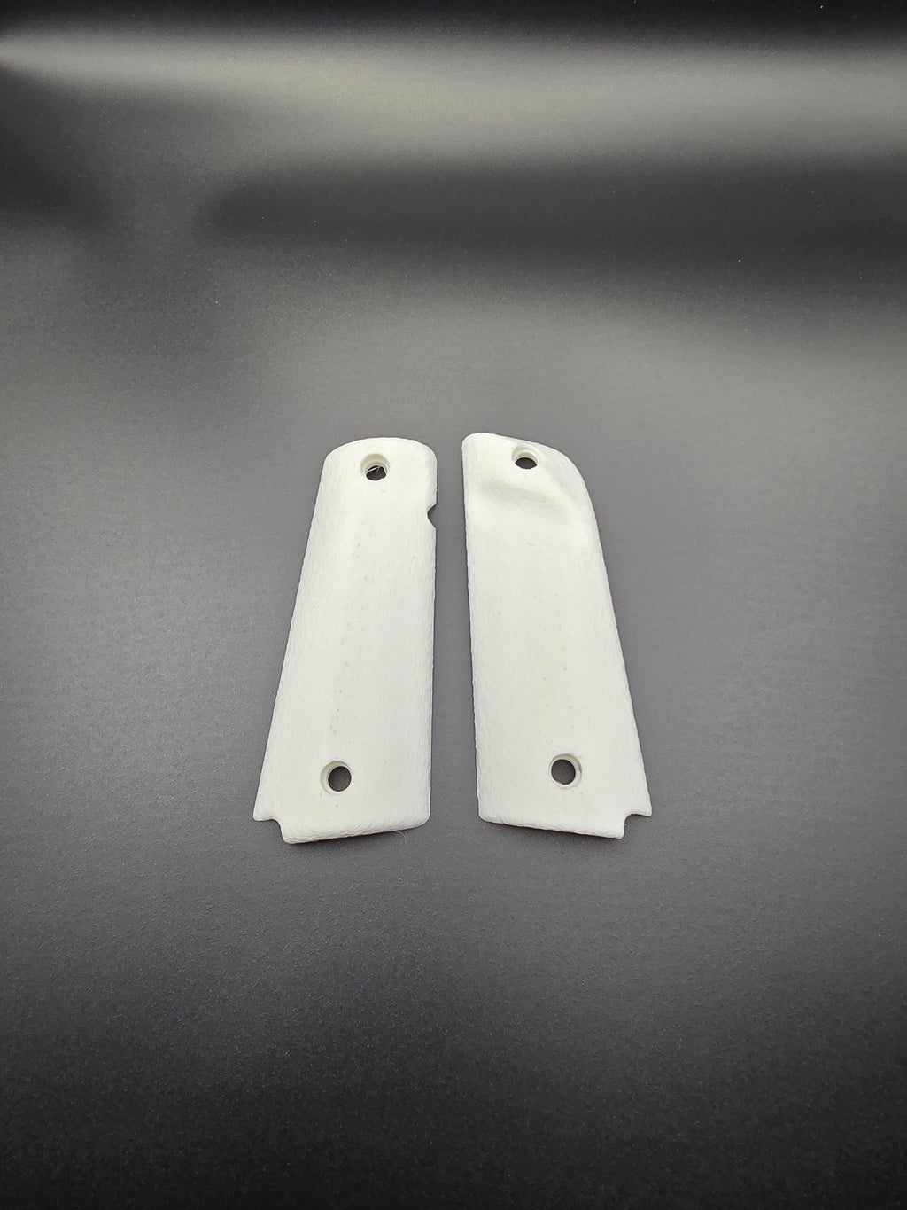 3D Printed 1911 Pistol Grips – PLA+ Textured with Thumb Groove